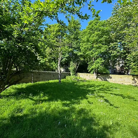 Plush Leeds Bungalow, Free Parking Meanwood Exterior foto