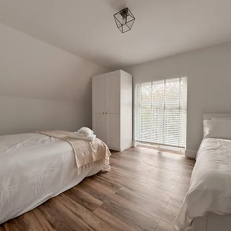 Plush Leeds Bungalow, Free Parking Meanwood Exterior foto