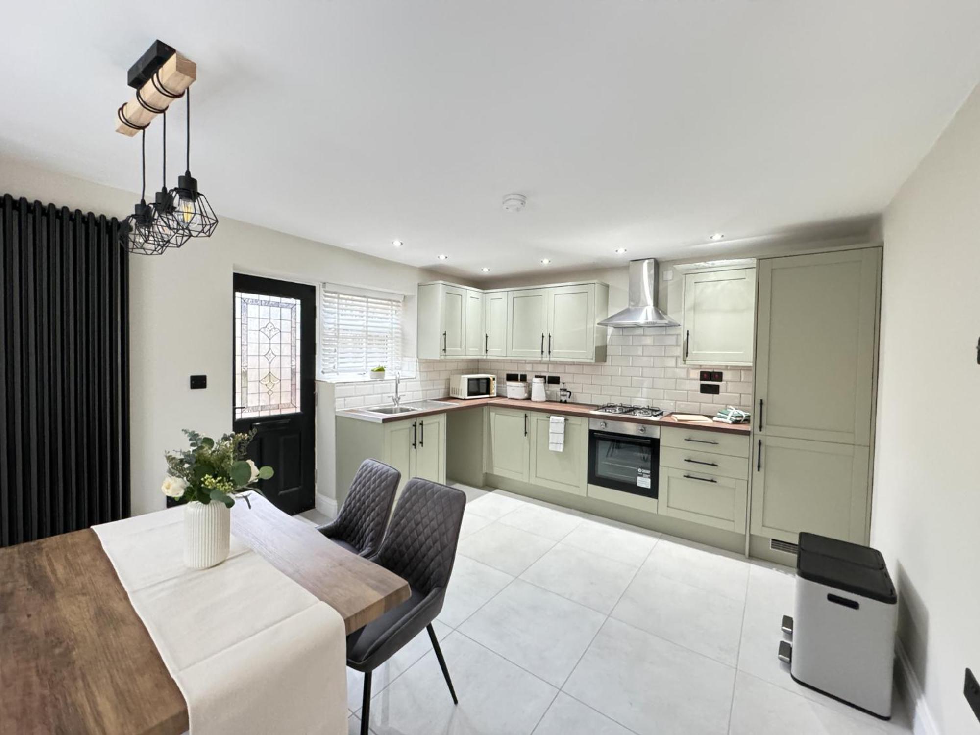 Plush Leeds Bungalow, Free Parking * Meanwood